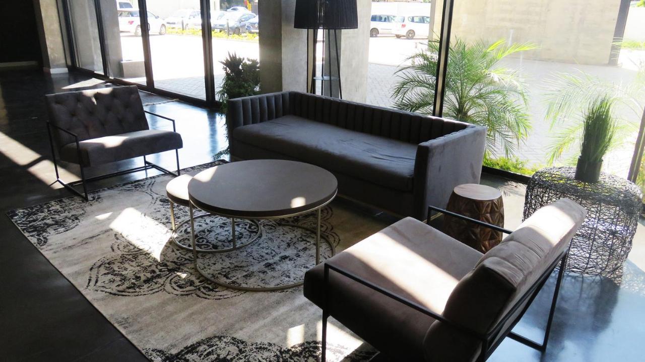 The Urban Hotel Lusaka Dış mekan fotoğraf