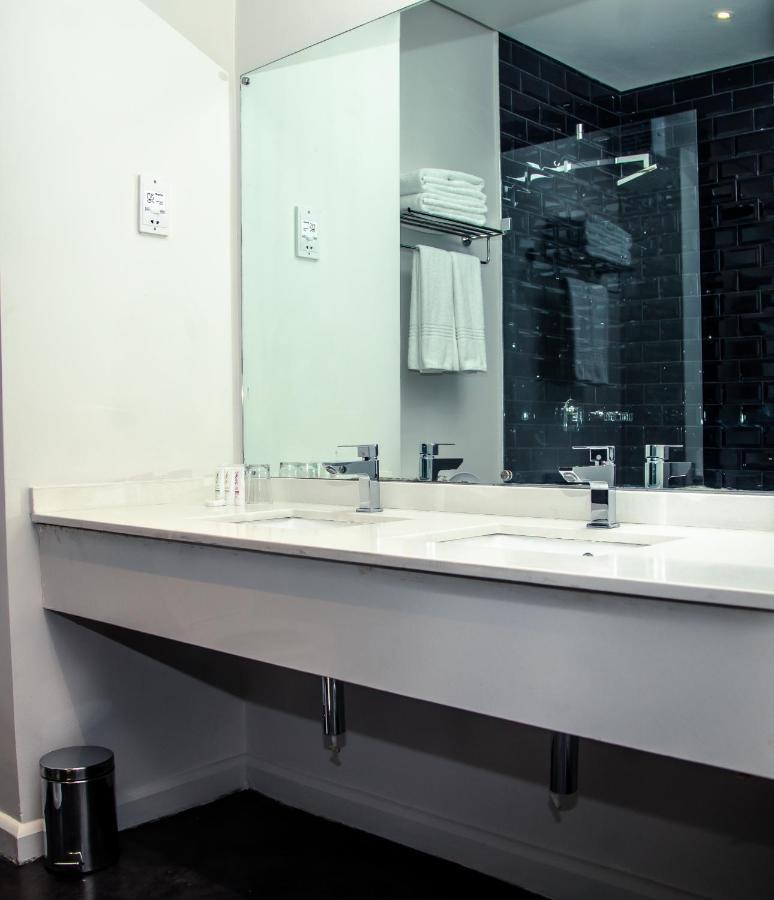 The Urban Hotel Lusaka Dış mekan fotoğraf